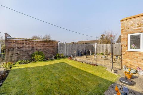 3 bedroom detached bungalow for sale, Hawthorn Bank, Spalding