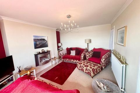 2 bedroom apartment for sale, Castle Road, Scarborough