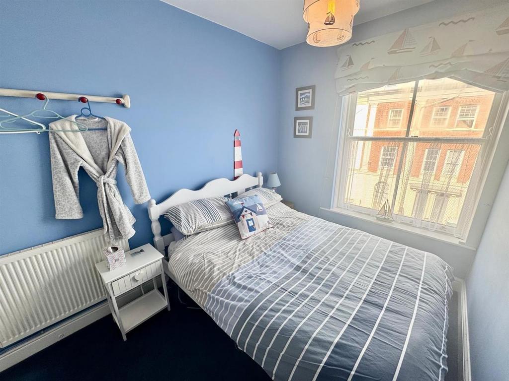 Bedroom 2 2.jpg