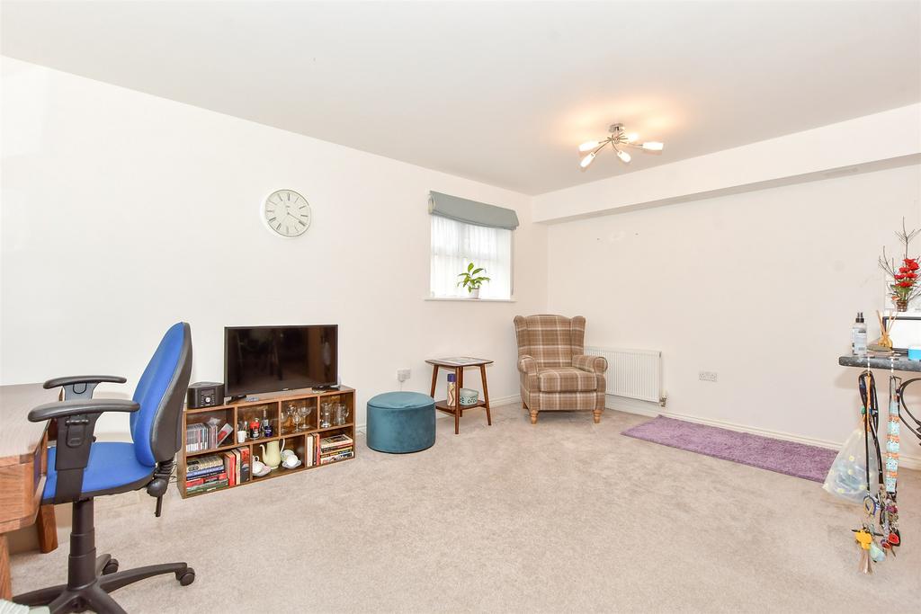 Lounge/Kitchen