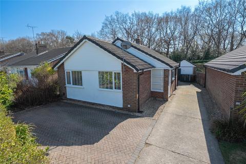 2 bedroom bungalow for sale, Barfield Crescent, Leeds, West Yorkshire