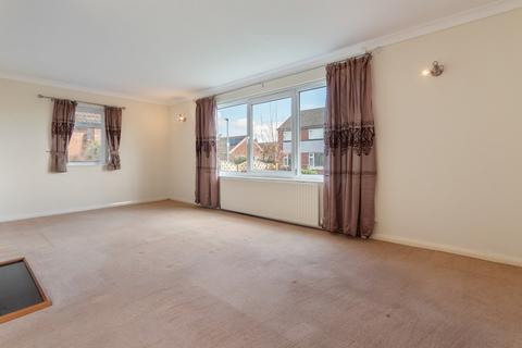 1 Benson Close, Messingham, Scunthorpe, DN17 3TW