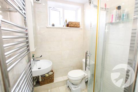 87 Churchbury Road, London, SE9 5HX