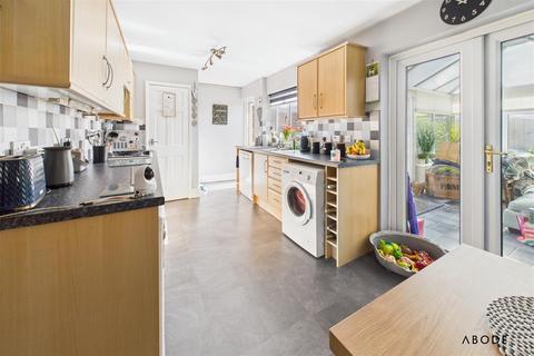 149 Vicarage Road, Mickleover, Derby, DE3 0EE