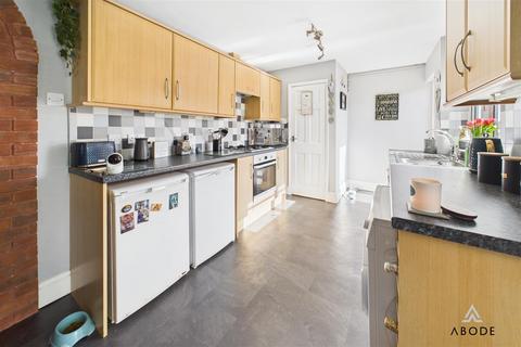 149 Vicarage Road, Mickleover, Derby, DE3 0EE