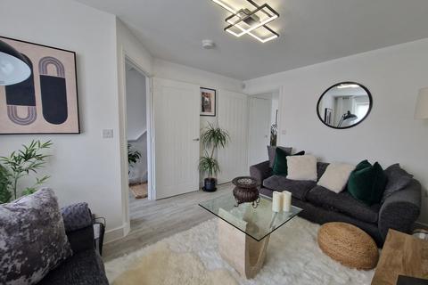 3 bedroom townhouse for sale, Moonflower Place, Biggleswade, SG18