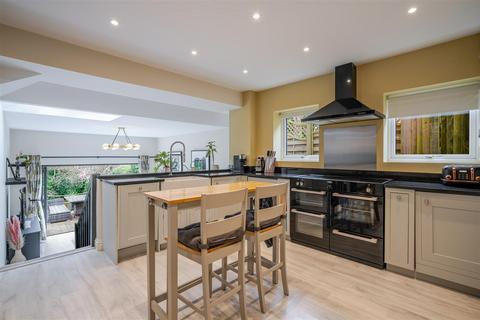 31 Oriental Road, Ascot, SL5 7AZ
