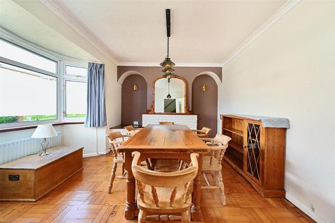 32 Highdown, Southwick, Brighton, BN42 4QS