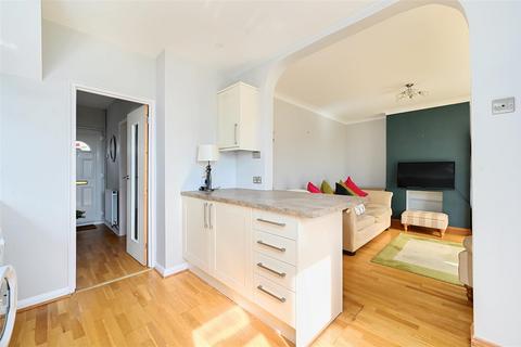 32 Highdown, Southwick, Brighton, BN42 4QS