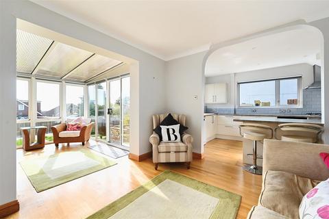 32 Highdown, Southwick, Brighton, BN42 4QS
