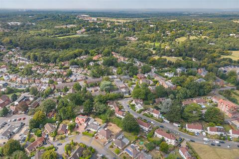 22 Highclere, Ascot, SL5 0AA