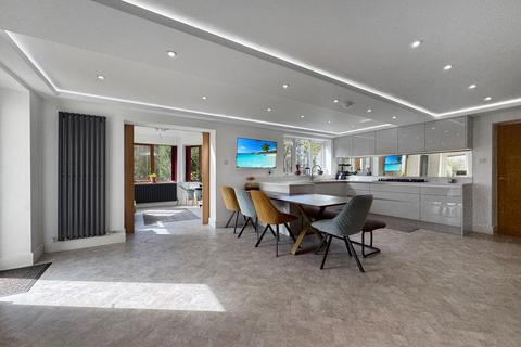 10 Holme Close, Scotby, Carlisle, CA4 8BN