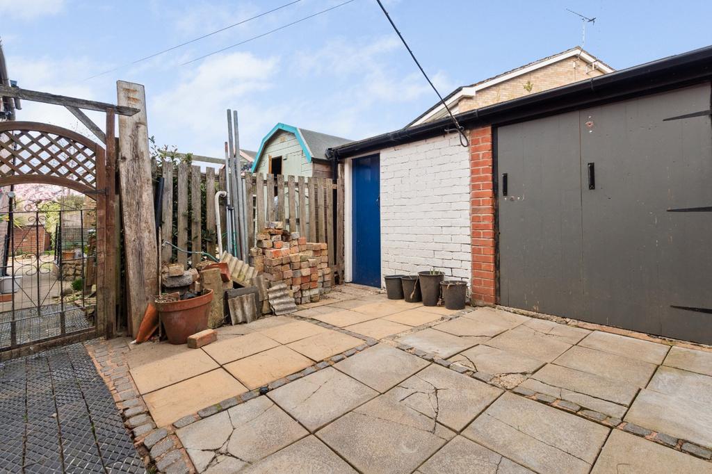 Shed