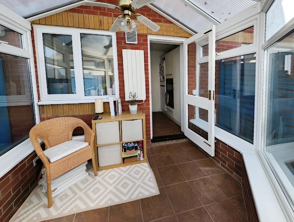 8bd51ef5-conservatory.jpg