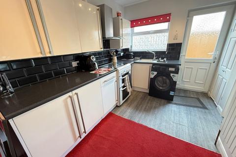 3 bedroom semi-detached house for sale, Nursery Grove, Halifax HX3