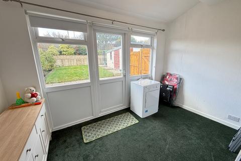 3 bedroom semi-detached house for sale, Nursery Grove, Halifax HX3
