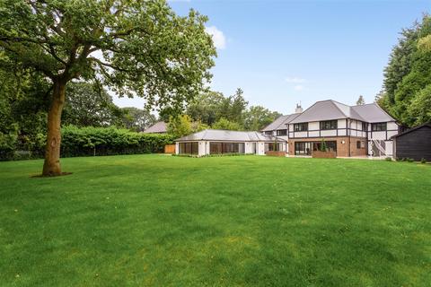 Brownstacks Beeches Close, Kingswood, Tadworth, KT20 6QA