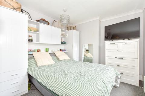 48 Canterbury Road, Folkestone, CT19 5NH