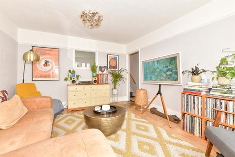 3 bedroom terraced house for sale, Canterbury Road, Folkestone CT19