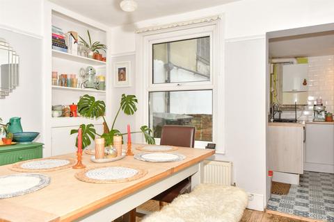 3 bedroom terraced house for sale, Canterbury Road, Folkestone CT19