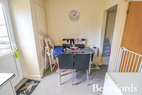 17 Ravel Gardens, Aveley, South Ockendon, RM15 4NS