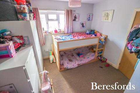 17 Ravel Gardens, Aveley, South Ockendon, RM15 4NS