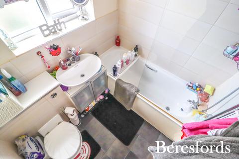 17 Ravel Gardens, Aveley, South Ockendon, RM15 4NS