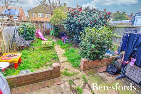 17 Ravel Gardens, Aveley, South Ockendon, RM15 4NS