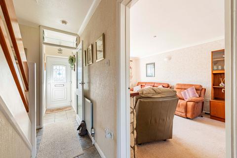 16 Blenheim Avenue, Faversham, ME13 8NR