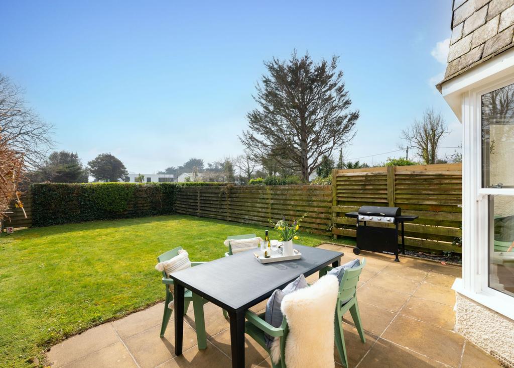 67e6cab1b296f Lowenna Manor 6-23