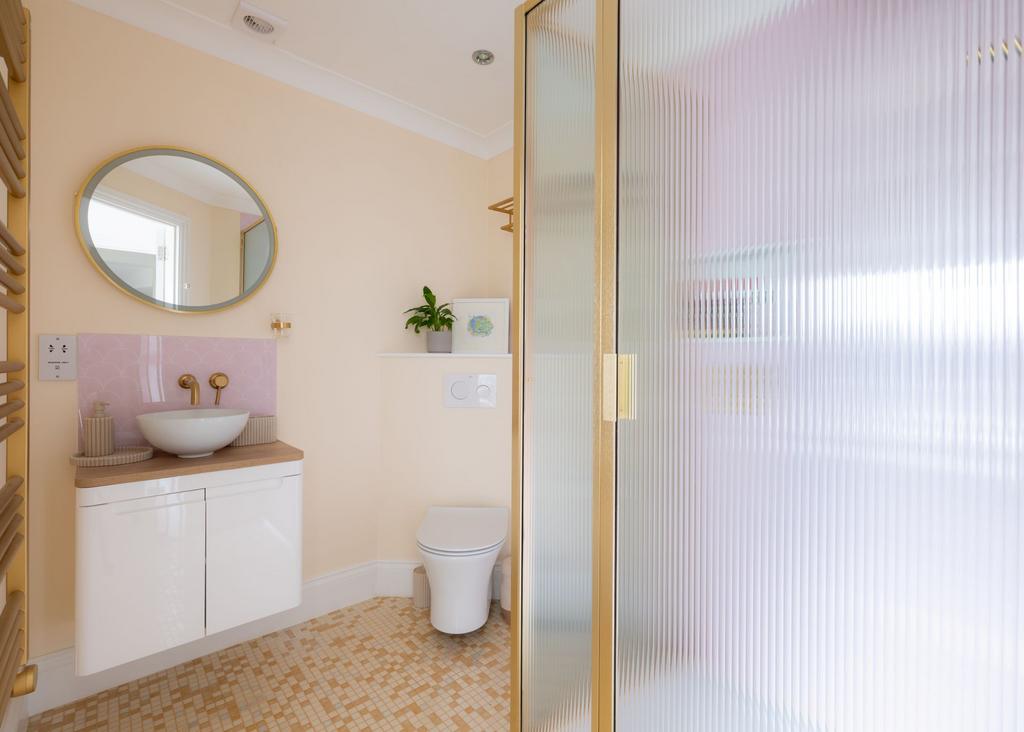 67e6cab1175e9 Lowenna Manor 6-12