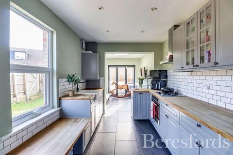 26 Weight Road, Chelmsford, CM2 6LE