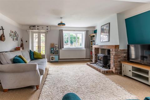 118 Hillcrest, Pensford, Bristol, BS39 4AS
