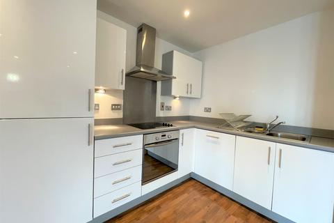 2 bedroom apartment to rent, South Quay, Kings Road, Swansea, SA1