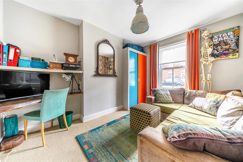 Sitting room h.jpg