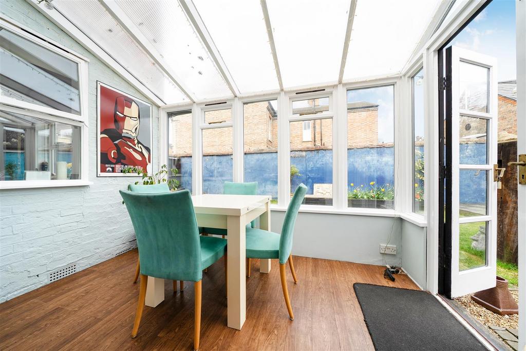 Conservatory h.jpg