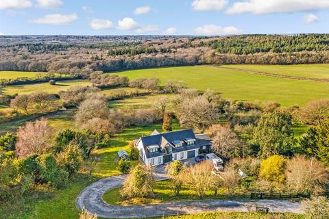 5 bedroom detached house for sale, Havenstreet Main Road, Havenstreet, Ryde, Isle of Wight
