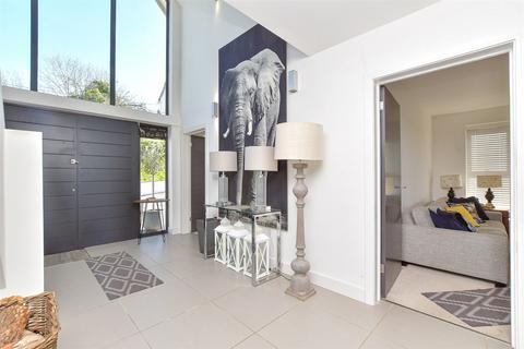 5 bedroom detached house for sale, Havenstreet Main Road, Havenstreet, Ryde, Isle of Wight