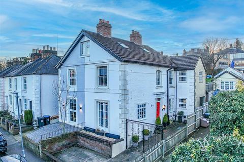 6 Cotterells, Hemel Hempstead, HP1 1JE
