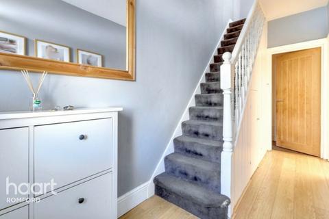 79 Mildmay Road, Romford, RM7 7BT