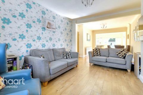 79 Mildmay Road, Romford, RM7 7BT