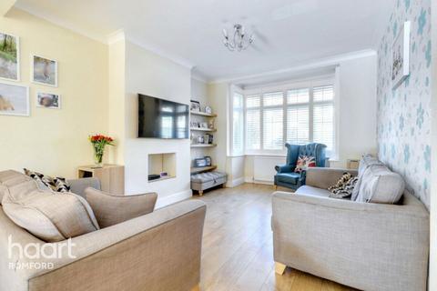 79 Mildmay Road, Romford, RM7 7BT