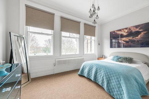 3 bedroom flat for sale, Parsifal Road, West Hampstead, London, NW6