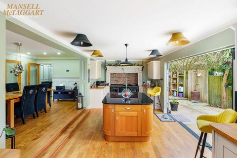 16 Mill Close, Poynings, Brighton, BN45 7AF