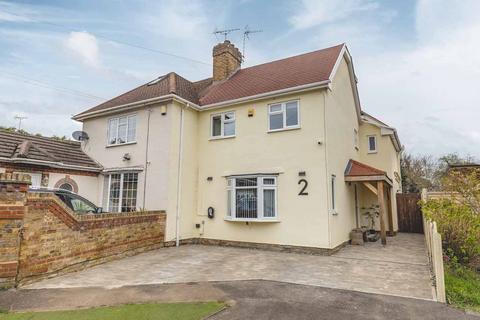 2 Broken Furlong, Eton, Windsor, SL4 6PD