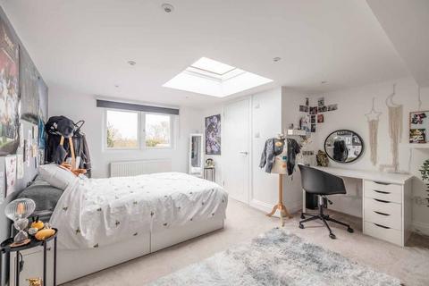 2 Broken Furlong, Eton, Windsor, SL4 6PD