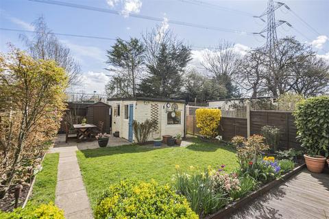 13 Sherborne Road, Sutton, SM3 9QA