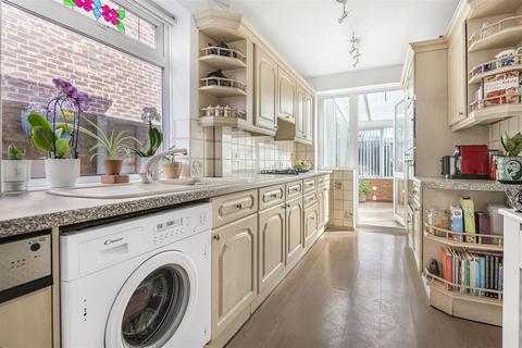 13 Sherborne Road, Sutton, SM3 9QA