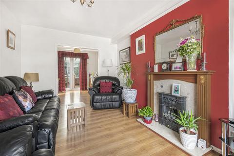 13 Sherborne Road, Sutton, SM3 9QA