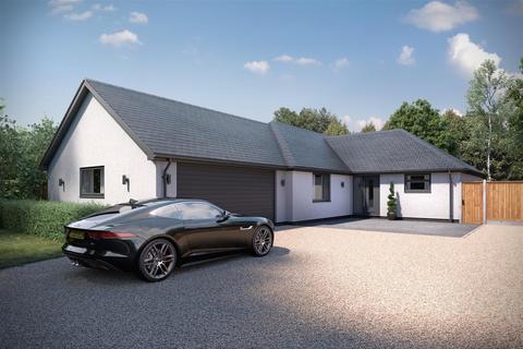 3 bedroom detached bungalow for sale, Rectory Lane, Rivenhall CM8